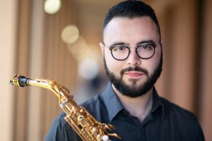 Oswaldo Saxophone Headshot